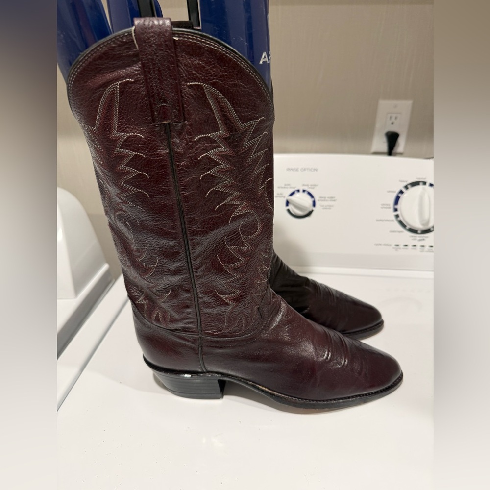 Dan Post Maroon Kangaroo Leather western Cowboy boots size 9.5D Men's.